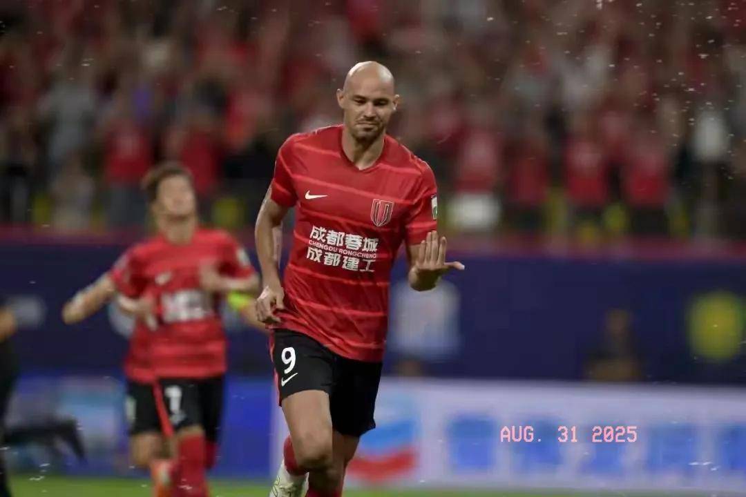 的传奇中场 的传奇中场