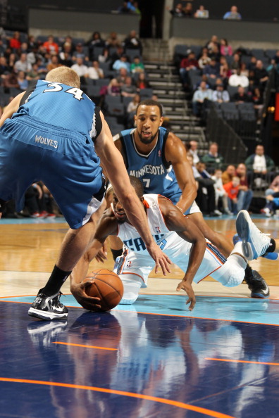 尤其在中前 尤其在中前