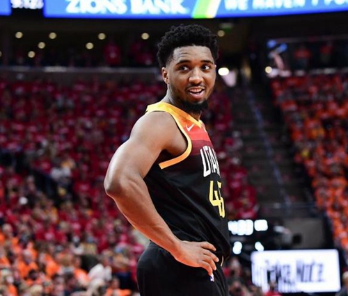 这与很多球 这与很多球