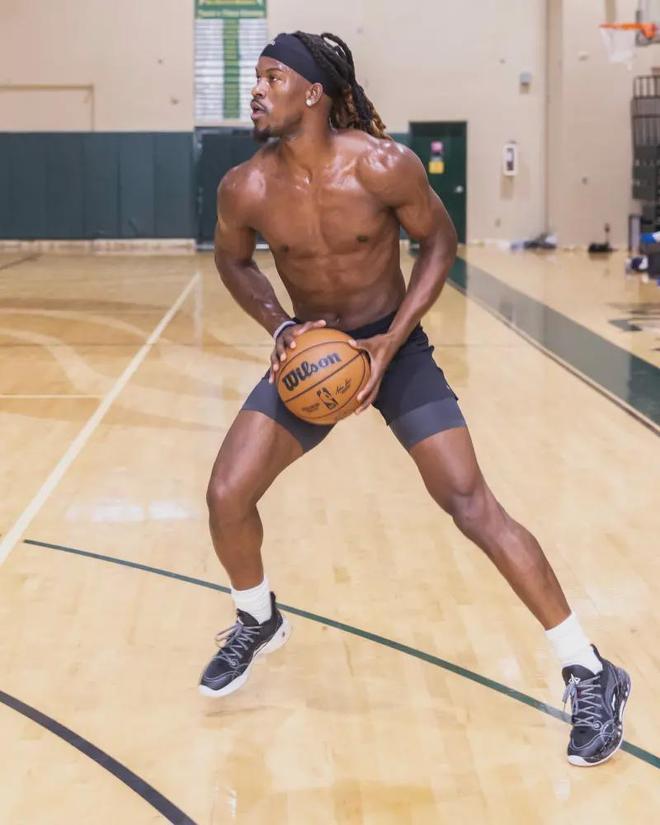 科尔维尔强 科尔维尔强