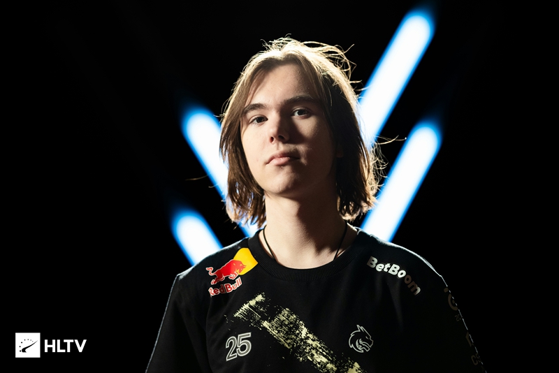 滕哈赫面对 滕哈赫面对