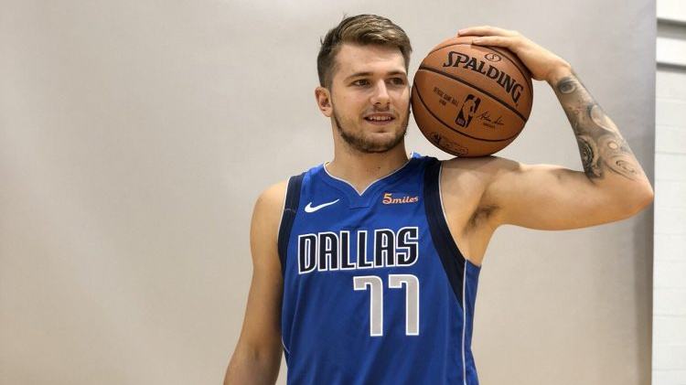 尼克斯队的签约谜团：布伦森合同背后是否隐藏内幕？